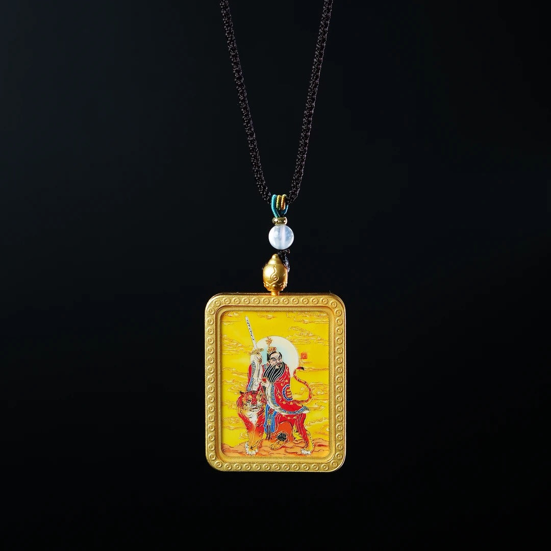 Tangka Pendant Depicting Teacher Zhang's Portrait