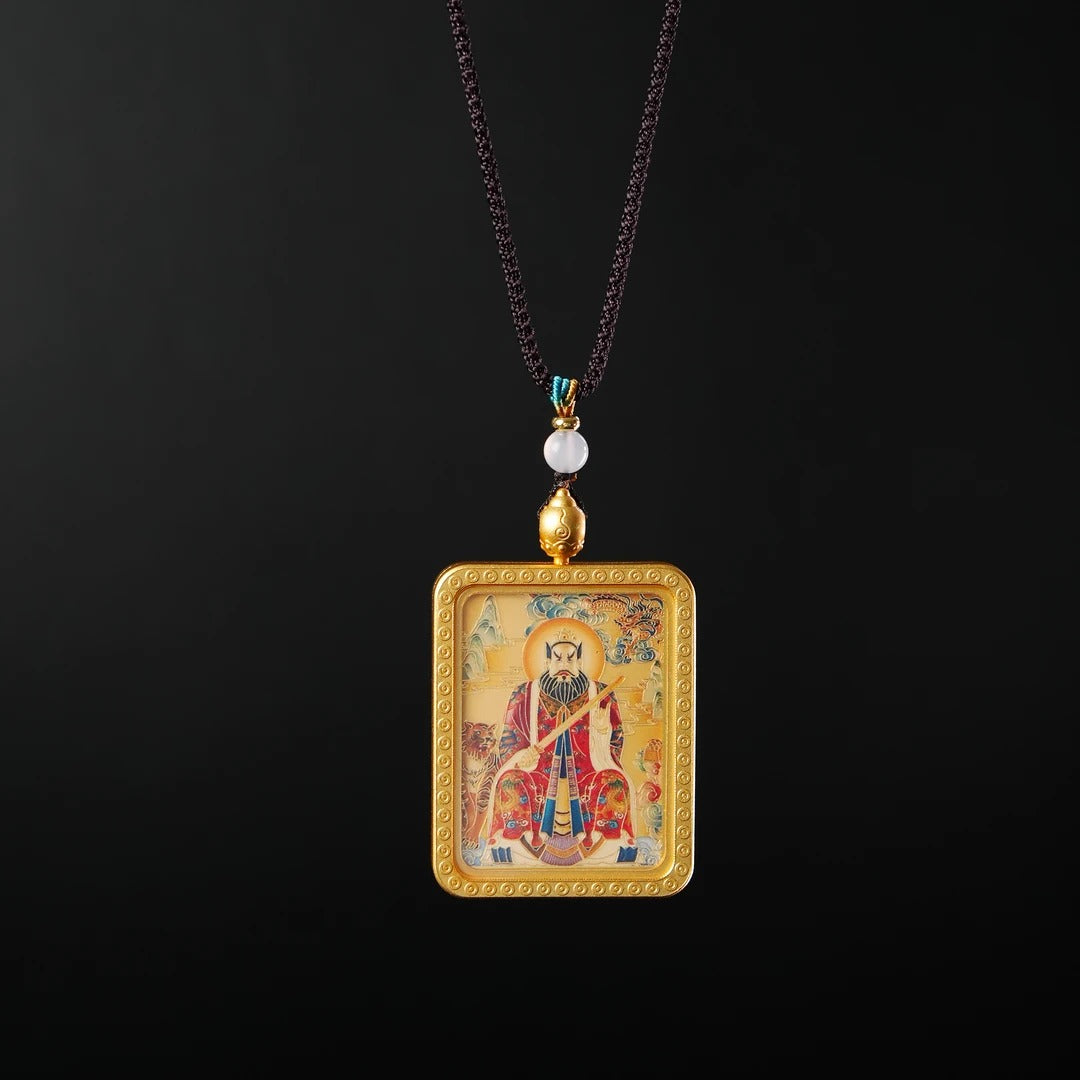 Tangka Pendant Depicting Teacher Zhang's Portrait
